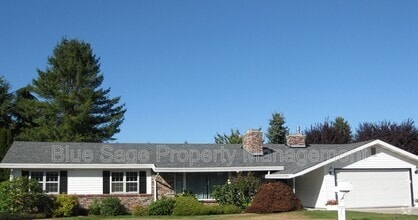 Building Photo - 132 Bridge Ln
