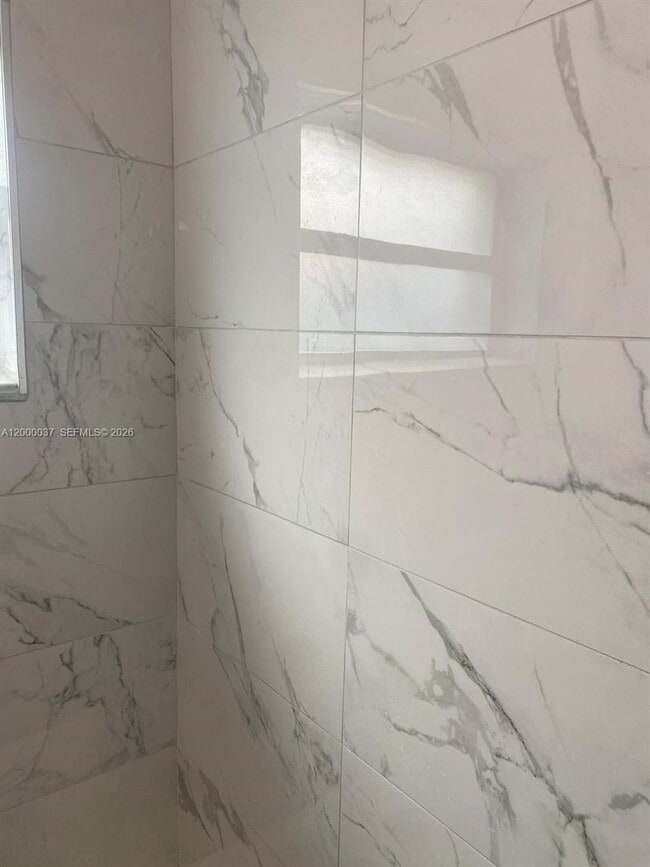 Foto del edificio - 824 84th St