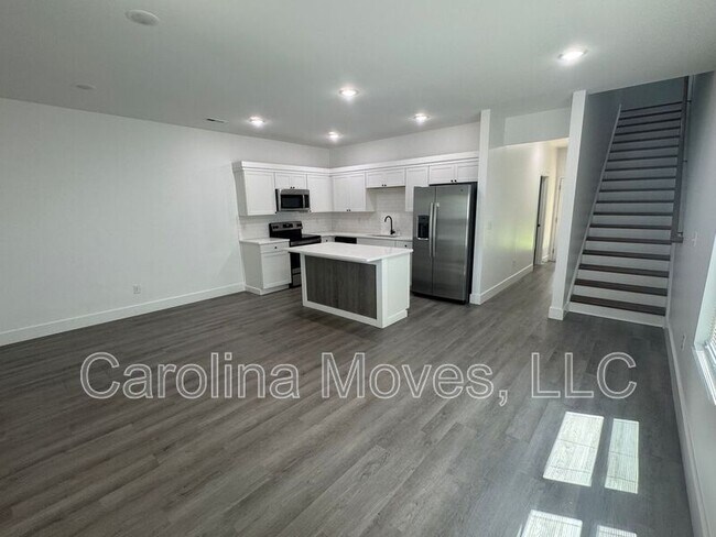 Foto del edificio - 4048 Parris Bridge Rd