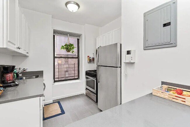 Foto del edificio - 6 West 107th Street