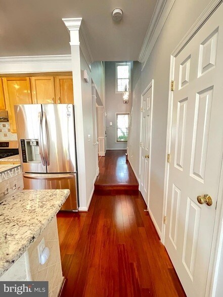Foto del edificio - 20344 Charter Oak Drive
