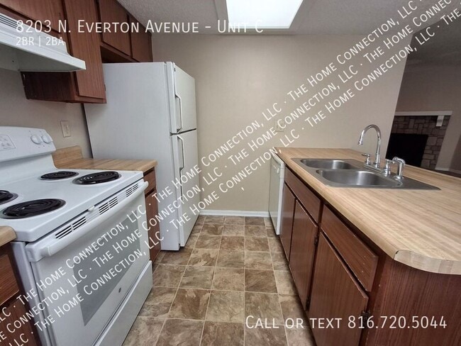 Building Photo - 8203 N Everton Ave