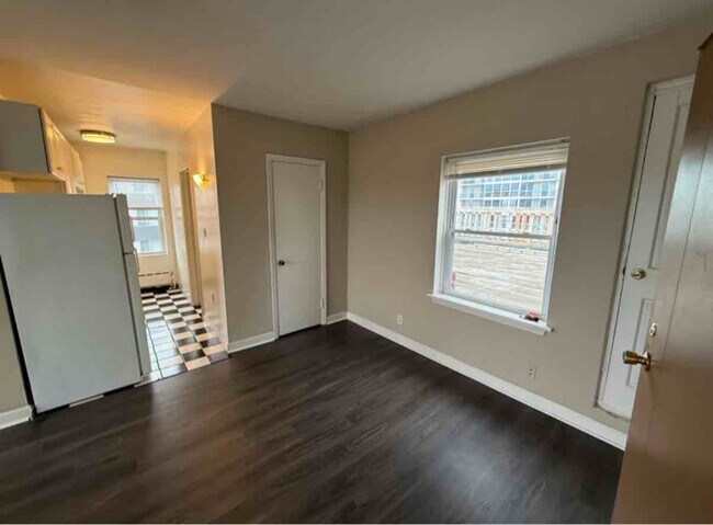 Foto del edificio - 1653 N Prospect Ave