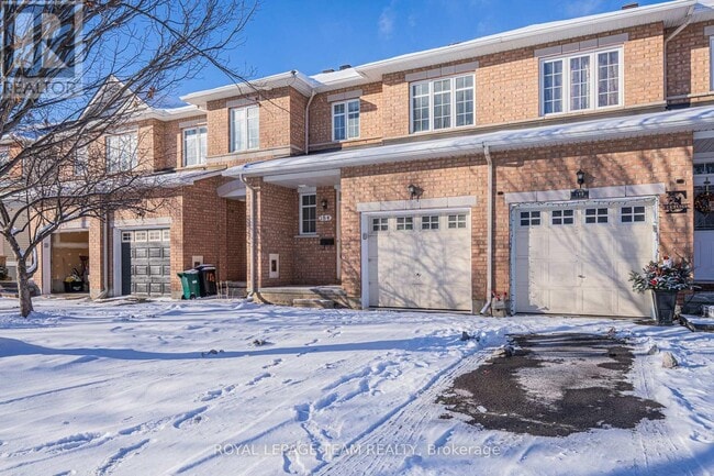 Photo du bâtiment - 184 Deercroft Ave