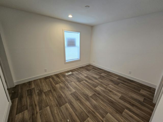 Foto del edificio - 213 Karu Dr