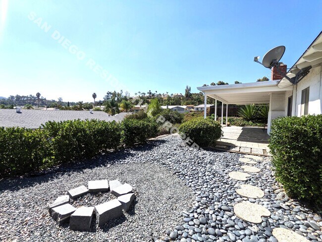 Building Photo - $300 MOVE-IN DISCOUNT Wonderful 2 bed / 2 ...