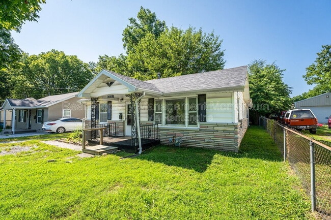 Building Photo - 2804 W Washita St