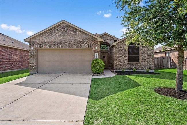 Building Photo - 22538 Valley Canyon