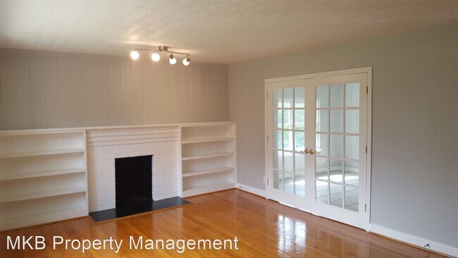 Building Photo - 3 br, 1.5 bath House - 132 Middleton St