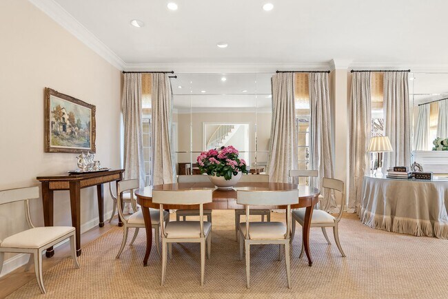 Foto del edificio - 7440 Old Maple Square