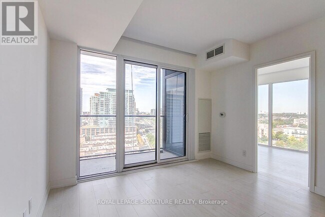 Building Photo - 19 Western Battery Rd