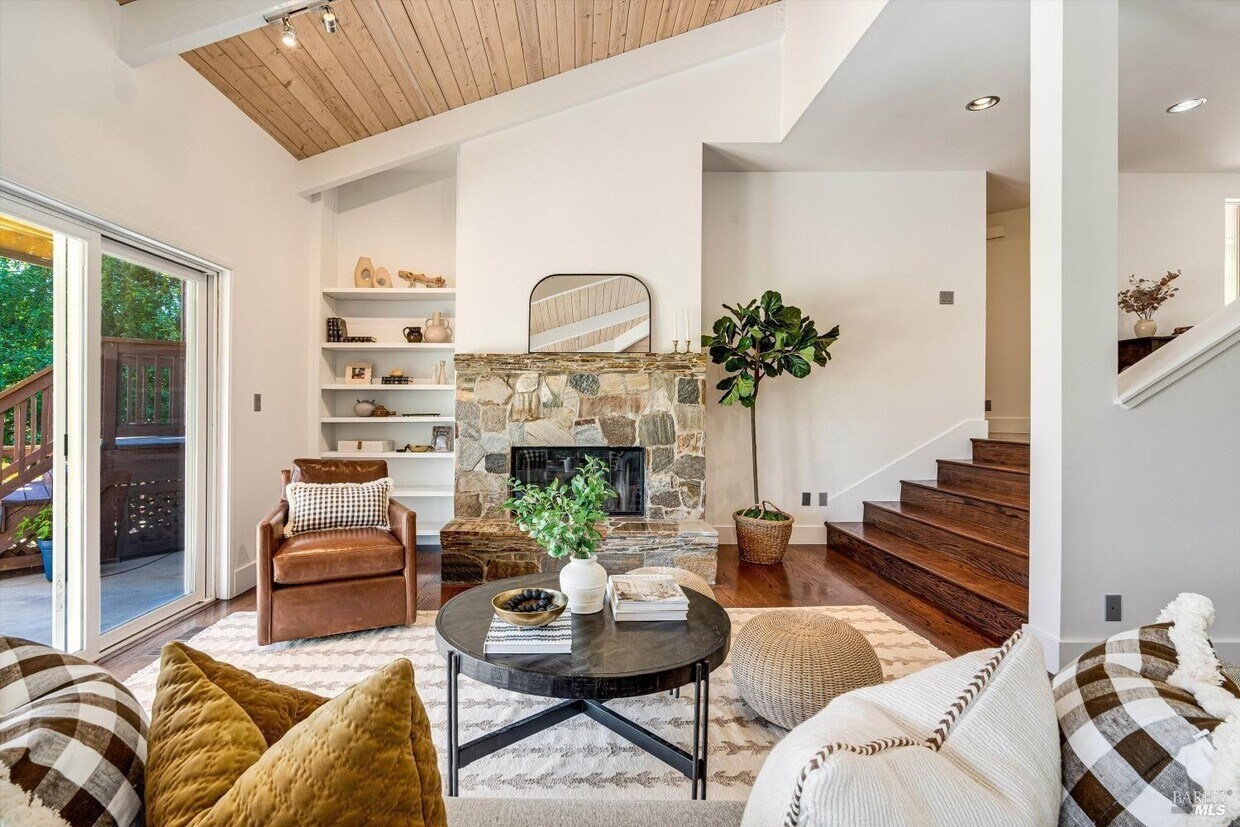 Foto principal - 17389 Gehricke Rd