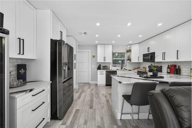 Foto del edificio - 2388 S Wallen Dr