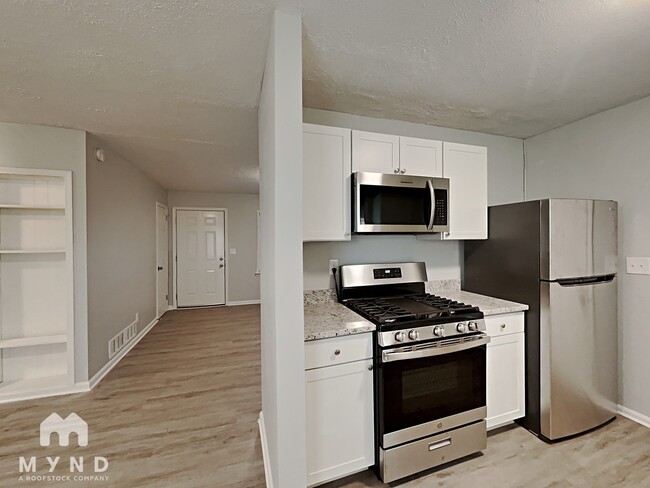 Building Photo - 6381 Impala Cir