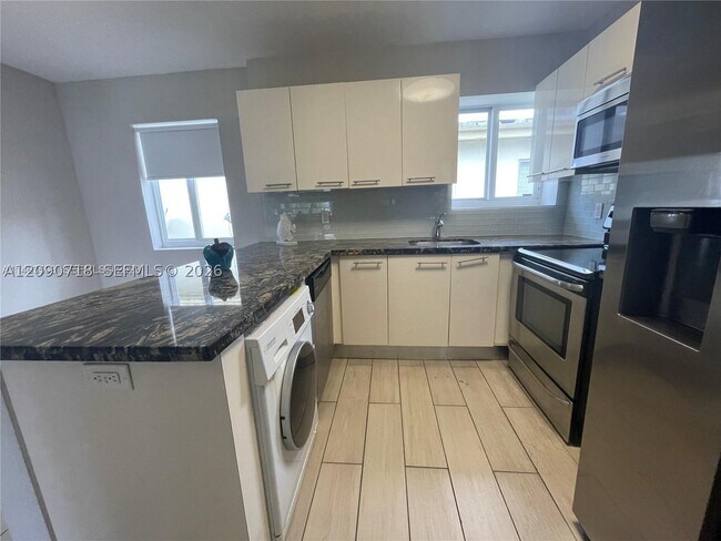 Foto del edificio - 625 77th St