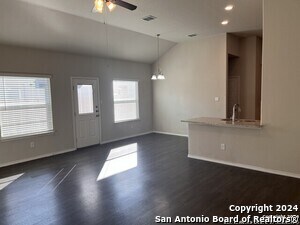 Building Photo - 525 Grayson Ln