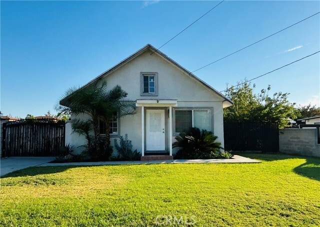 Primary Photo - 2028 E Cienega Ave