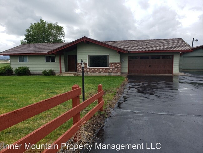 Building Photo - 3 br, 2 bath House - 3740 NW Gerke Rd