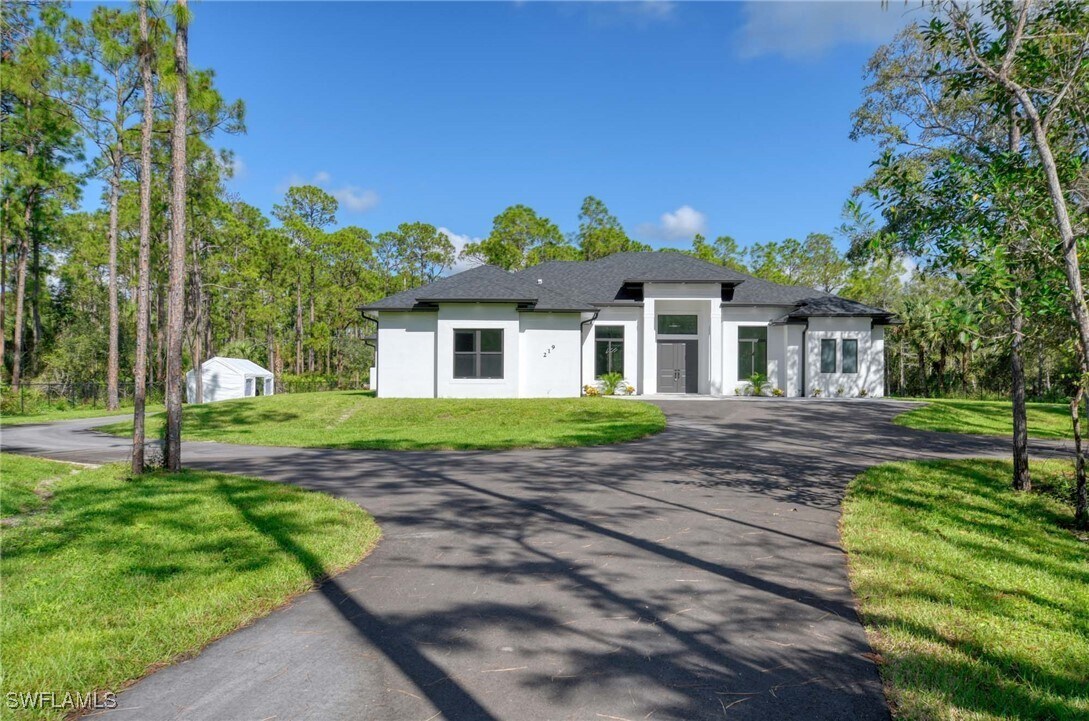 Primary Photo - 219 33rd Ave NW