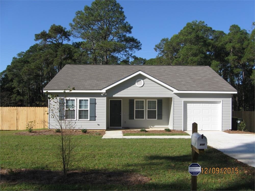 Primary Photo - 808 Penn Pl