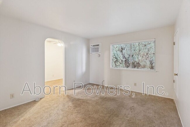 Foto del edificio - 2715 D St