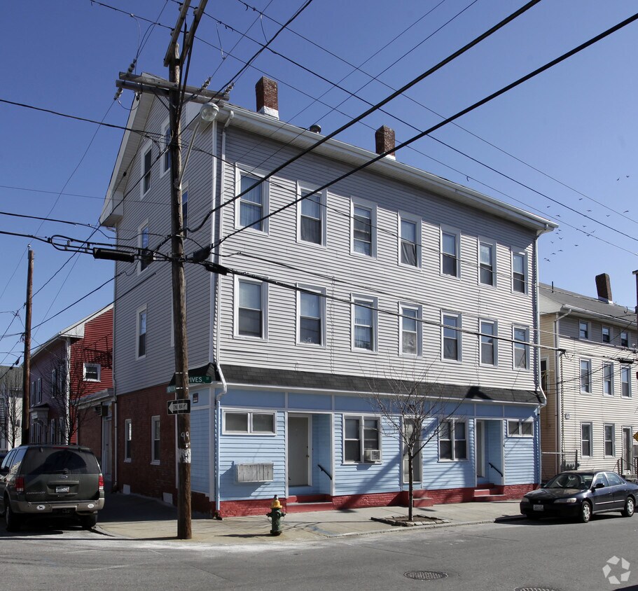 Foto del edificio - 99 Ives St