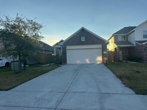 Building Photo - 2209 Windy Grove Dr