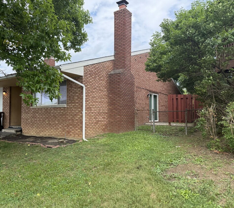 Foto principal - 1958 Redwood St