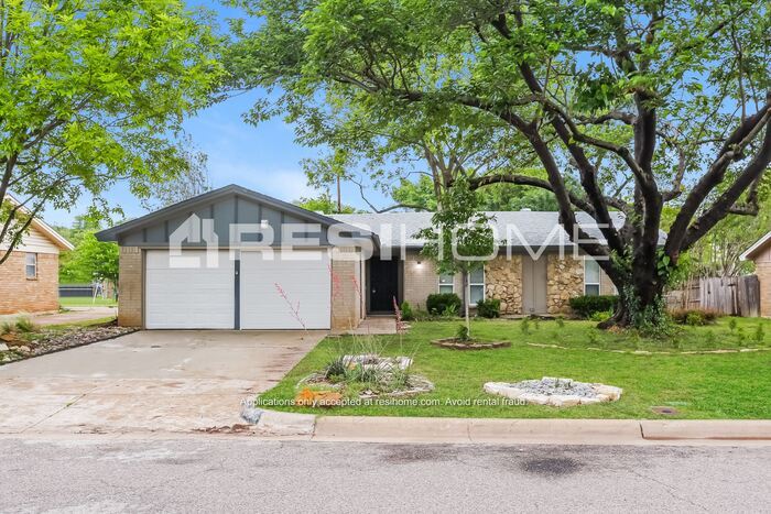Primary Photo - "Welcome Home! Get 1/2 month FREE RENT whe...