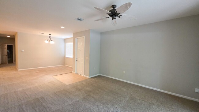 Building Photo - 2565 Langrove Ln SW