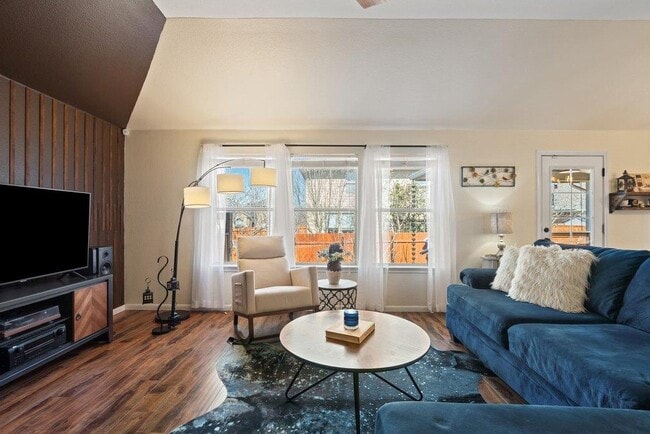 Foto del edificio - 2305 Candle Ridge Trail