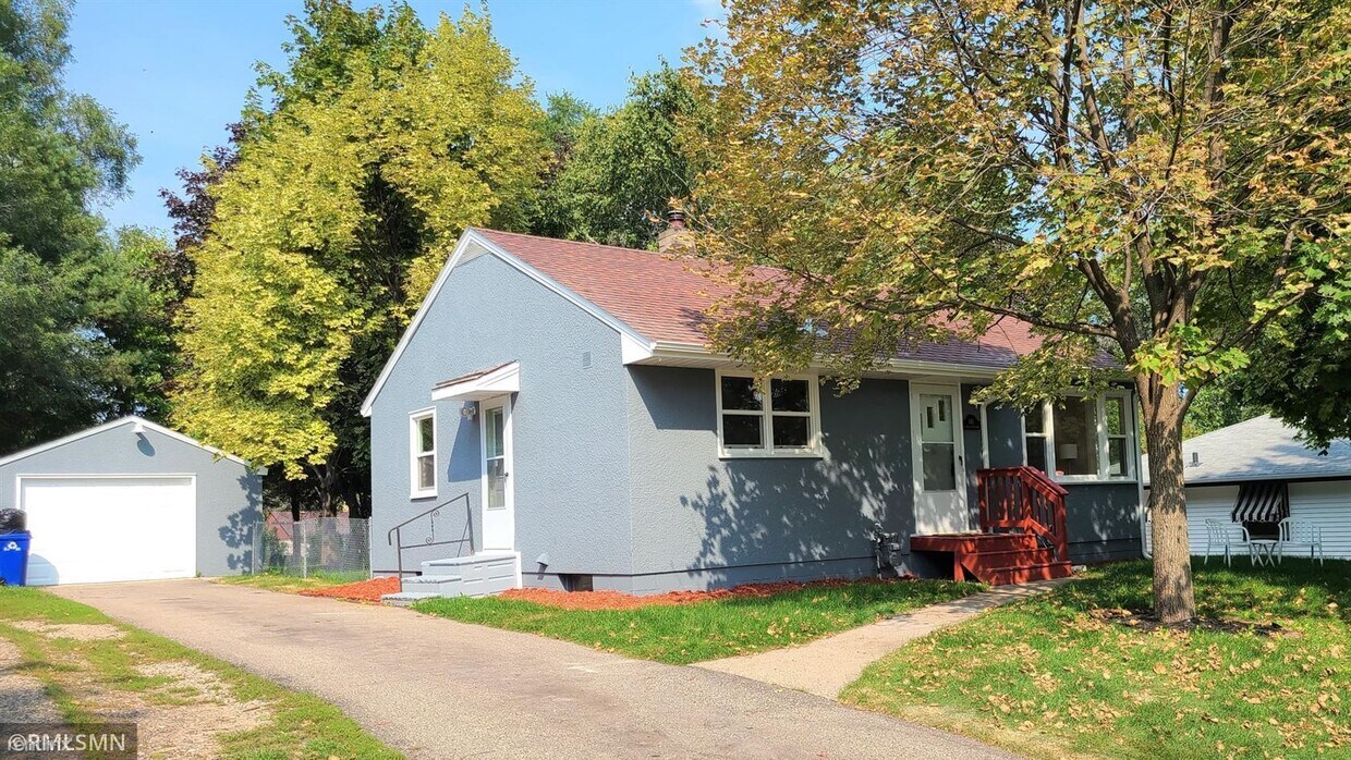 Primary Photo - 3 br, 2 bath House - 141 Wheelock Parkway E