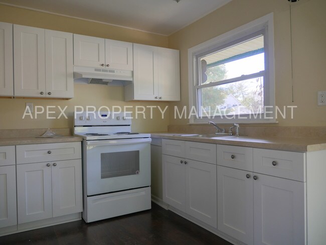 Foto del edificio - 8 Shawmont Ln