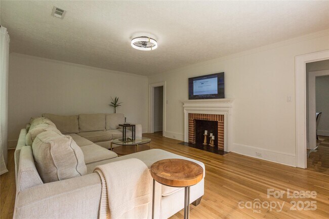Foto del edificio - 516 W King St