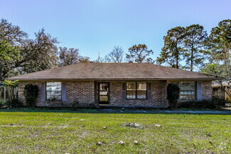 Building Photo - 2553 Sandlewood Cir