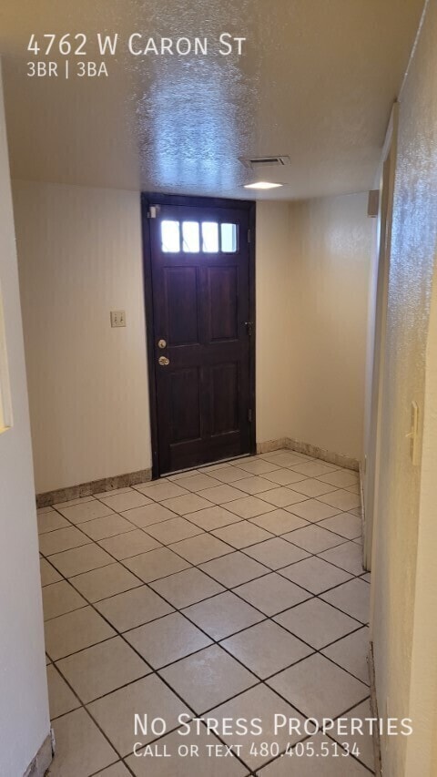 Building Photo - 4762 W Caron St