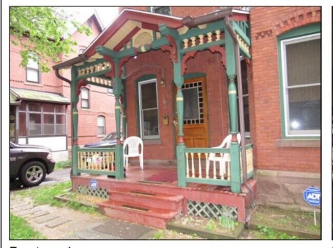 Building Photo - 363 Laurel St