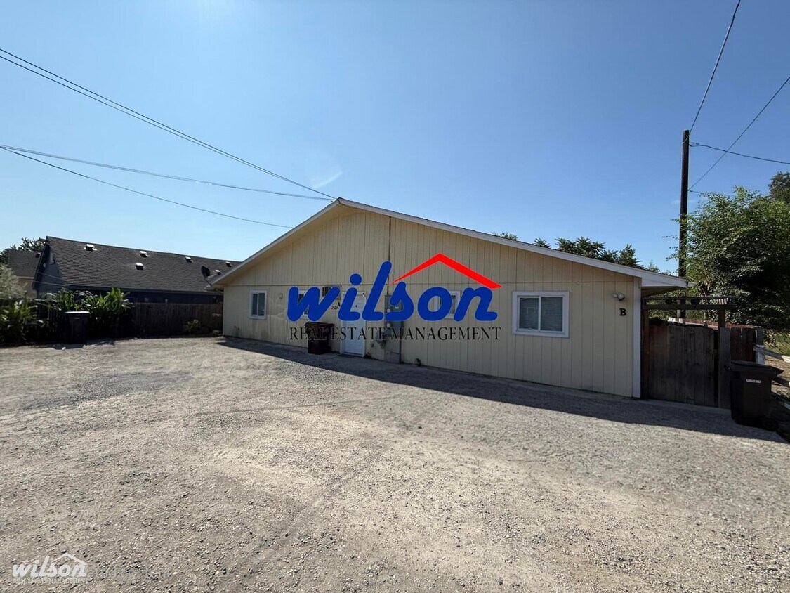 Primary Photo - 2508 Willow St