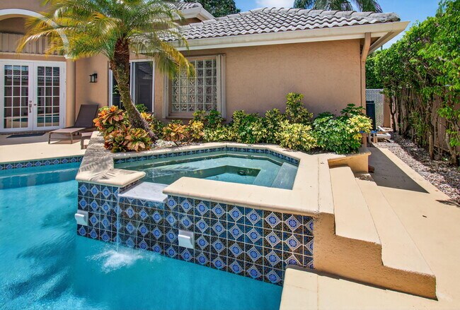 Building Photo - 20124 Ocean Key Dr