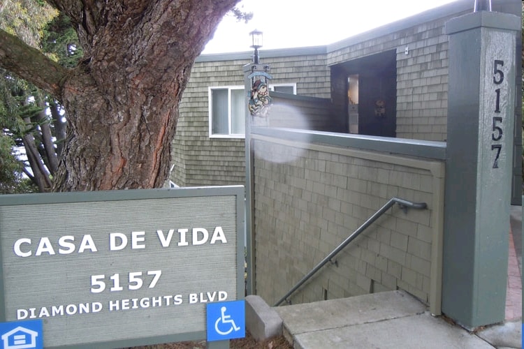 Building Photo - Casa De Vida Apartments