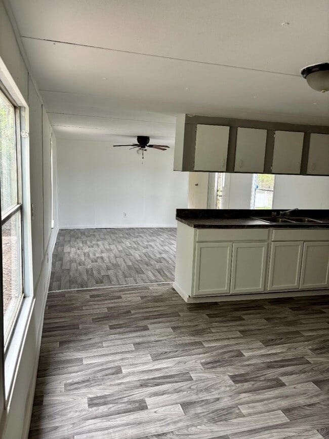 Photo - 12300 Phillips Ln Apartment