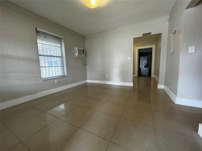 Building Photo - 1111 NW 77th St