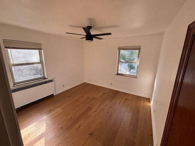 Foto del edificio - 4847 Paddock Rd