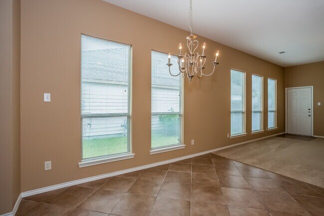 Building Photo - 16531 Strathmore Manor Ln