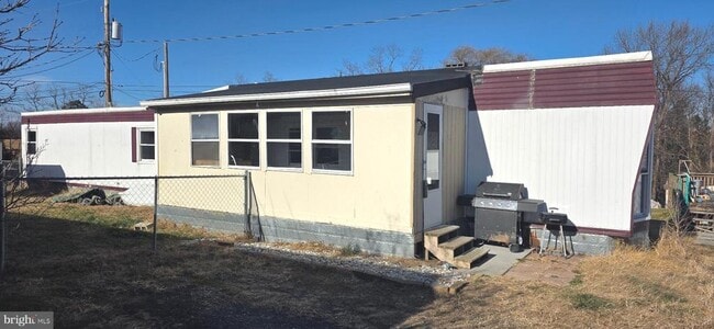 Building Photo - 45 High Wind Ln