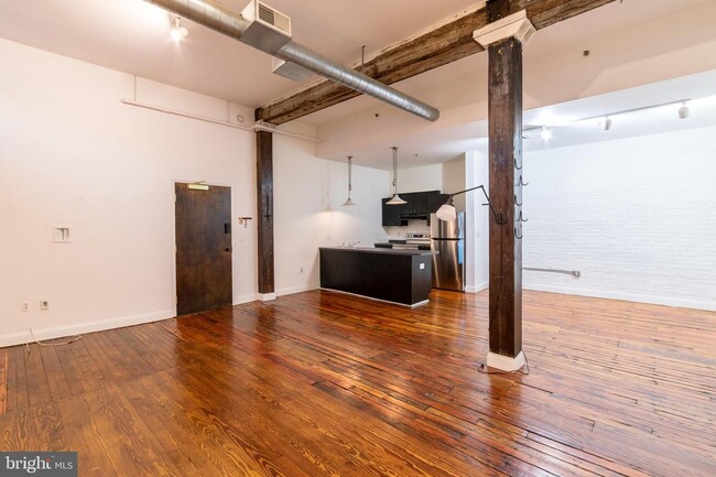 Building Photo - 124 Quarry St