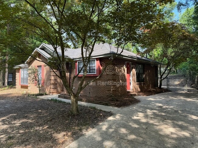 Building Photo - 348 Bent Tree Dr