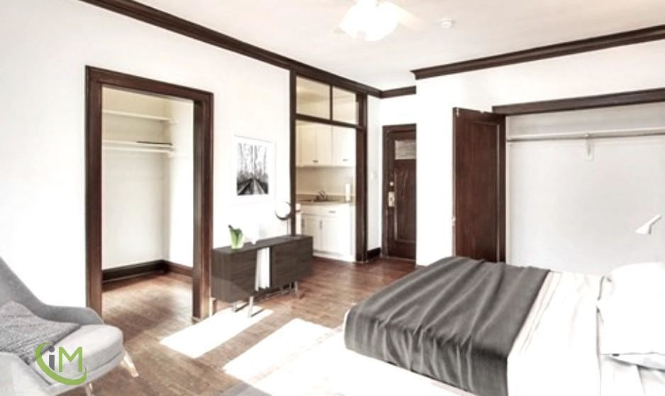 Foto del edificio - 1367 E 53rd St