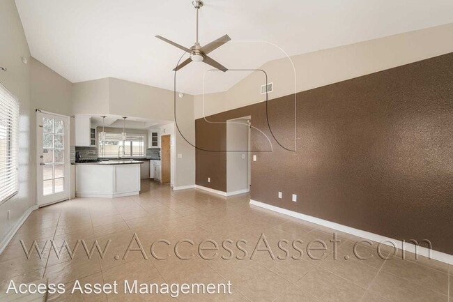 Foto del edificio - 3 br, 2 bath House - 15753 April Ct
