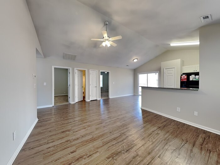 Foto del edificio - 1431 Braveheart Ln